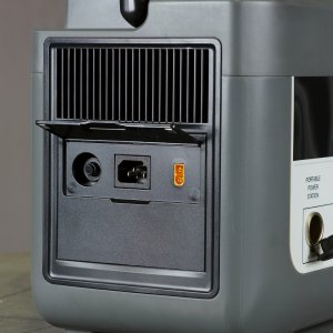 Портативная электростанция FUBAG AS 2400i (аккумулятор LiFePO4) в Новосибирске фото