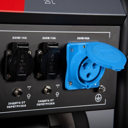 Бензиновый генератор с электростартером и коннектором автоматики FUBAG BS 7500 A ES в Новосибирске фото