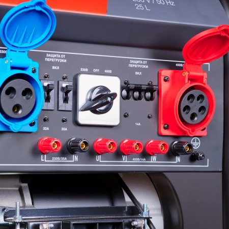 Бензиновый генератор FUBAG BS 8500 XD ES DUPLEX для одно и трехфазного режимов работы в Новосибирске фото
